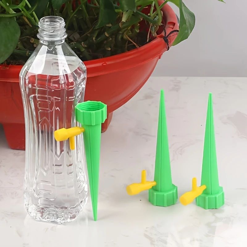 Set 20 picuratori automate pentru plante - Udare gata in cateva secunde